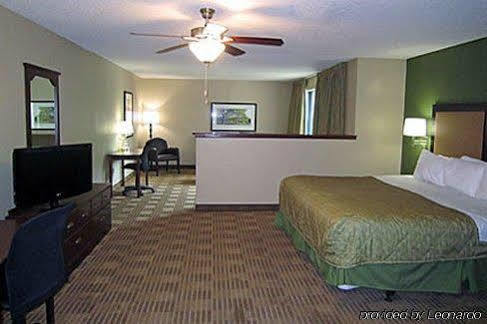 Extended America - Boston - 2* Tewksbury